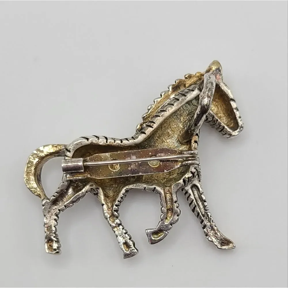 Vintage Zebra brooch pin